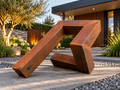 Interleg – Geometrisch stalen sculptuur